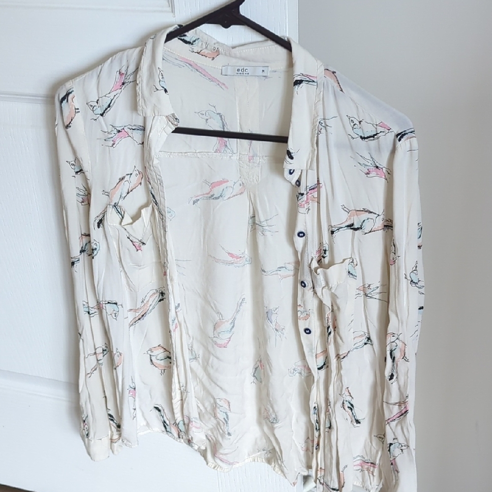 Gorgeous Bird Print Cream Button-Up Shirt